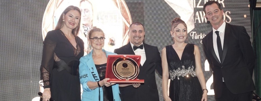 İzmir iş, sanat ve basın dünyası Aqua Marin’de buluştu